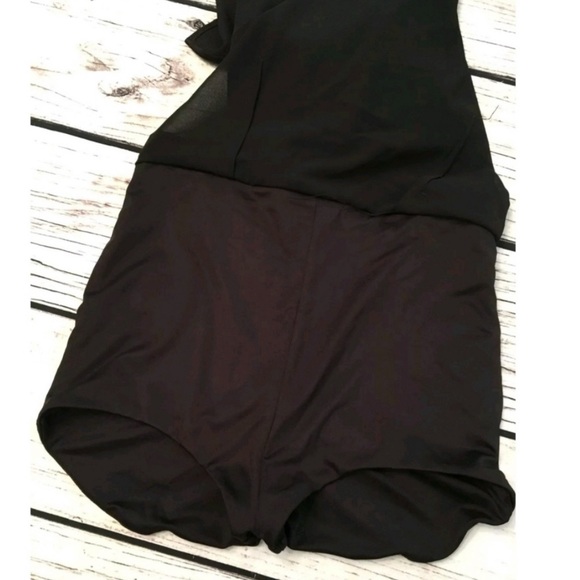 NWT House of Harlow Vitti Skirt - Picture 4 of 8